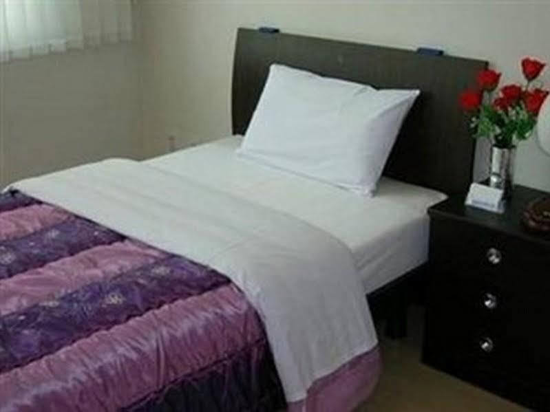 Incheon Airport Guesthouse Екстер'єр фото