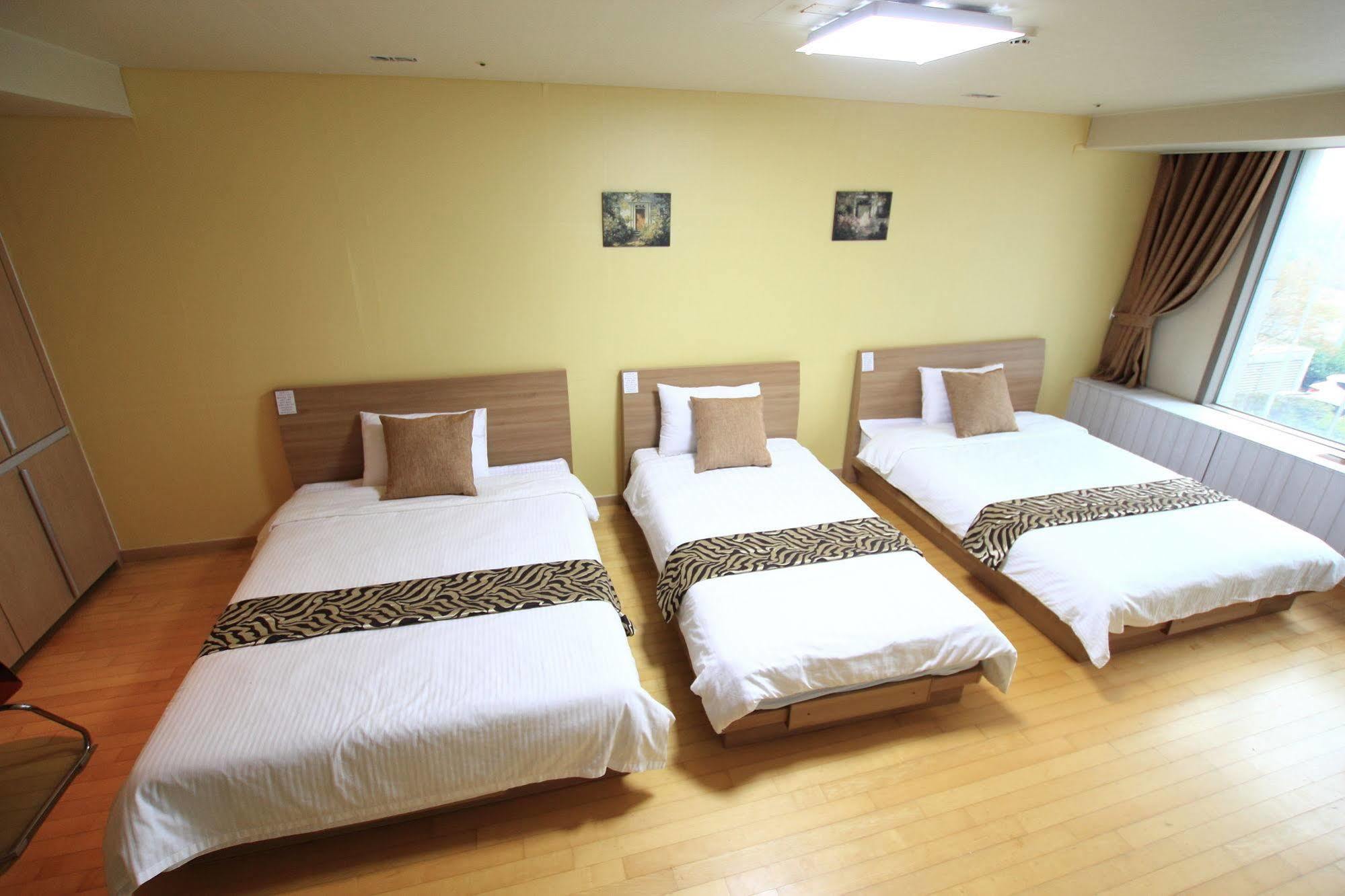 Incheon Airport Guesthouse Екстер'єр фото